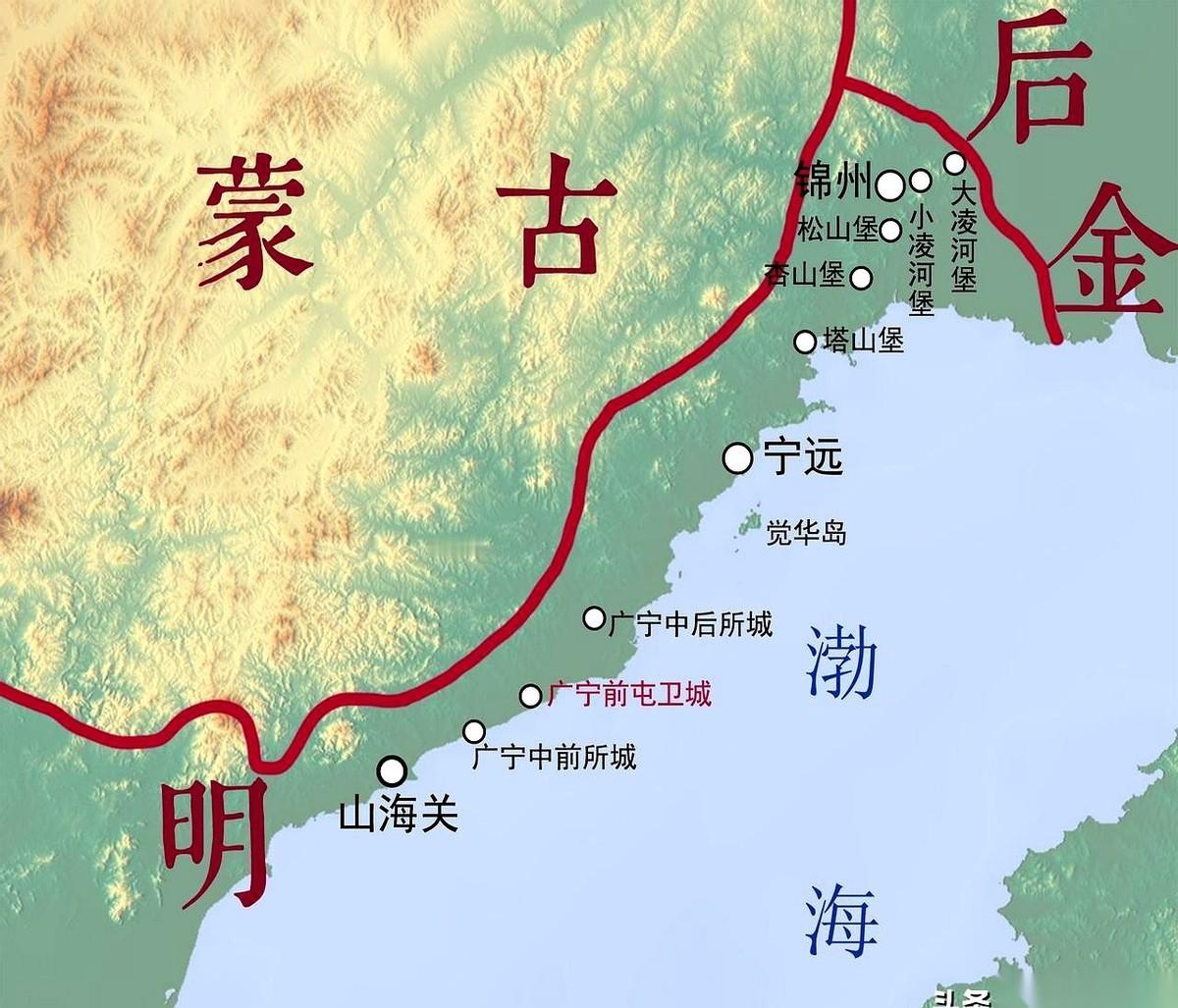 聊聊明朝那条号称铜墙铁壁的关宁防线。一开始，努尔哈赤带着兵冲过来，城墙上明军抱