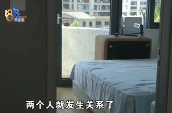 “身子，车和钱都搭进去了！”浙江金华，一名女子卖夜宵，生意不好想把摊位转出去，男