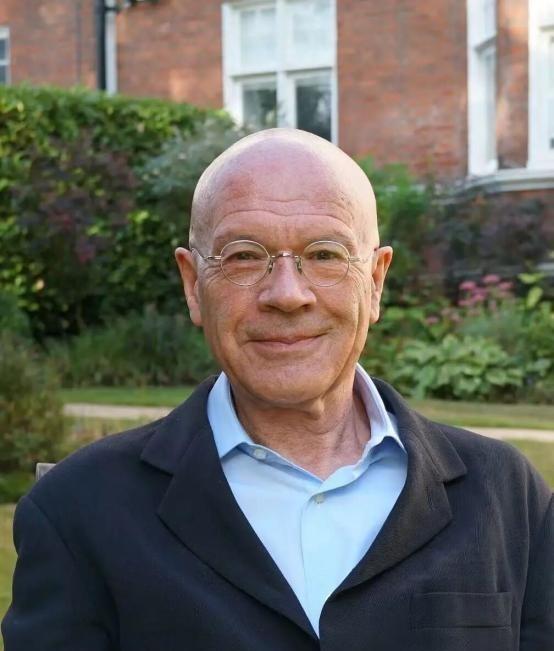 英国学者放话：世界乱成这样，根源终于找到了！中国做对了关键一步。马丁·雅克曾