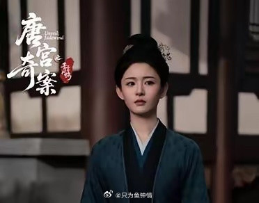 《金吾不禁》黄了，赵晴转身就进了两个组。不是她资源逆天，是欢娱的艺人根本没时间悲