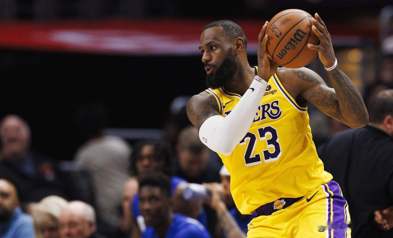 詹姆斯第三次回骑士？这事儿大概率要黄。事实摆在眼前：ESPN确实爆料过骑士管理