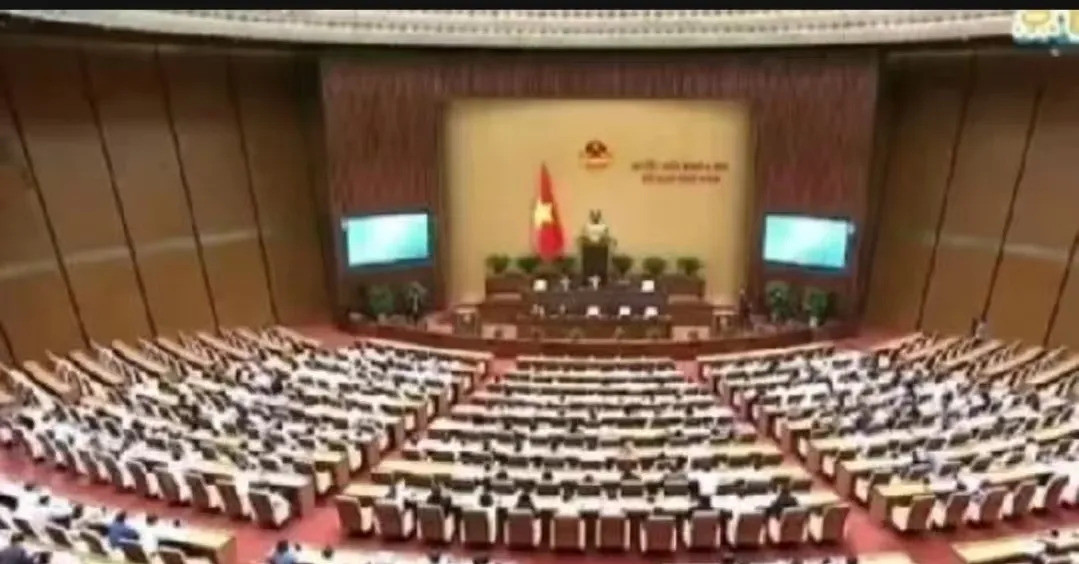 越南高铁真难搞啥时候能坐上越南想搞高铁，但是钱不够技术