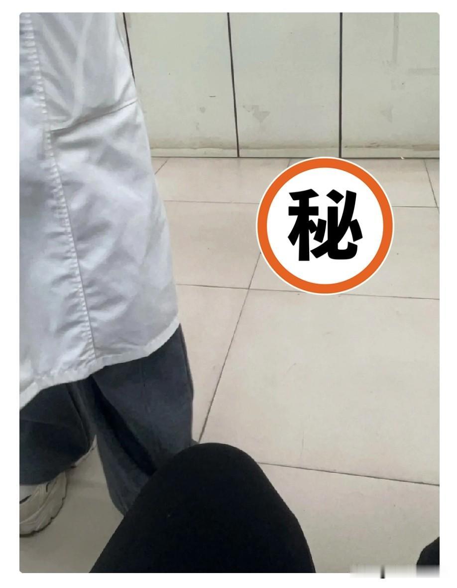 男子心梗去世了，他老婆怀孕5个月了。办完葬礼后，他老婆就去把孩子打了。