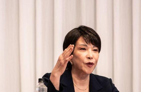 北美大陆上几十年的铁杆兄弟闹翻了，误伤日本！大伙儿敢信吗？美国和加拿大，这两
