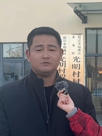 刘强东发年货了！光明村村支书张贵书记，透露今年3项活动安排:1、27号，无人车