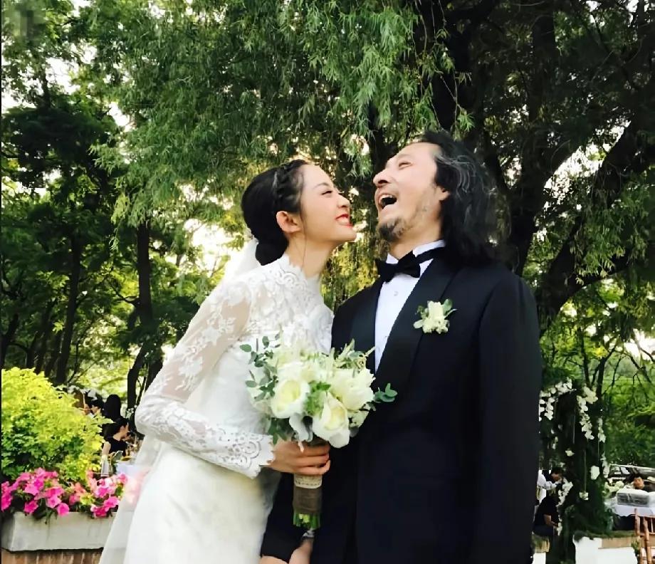 看姐姐当家，三宝跟万千惠，她被三宝老师的才华吸引，并坚信三宝老师即使净身出户，才