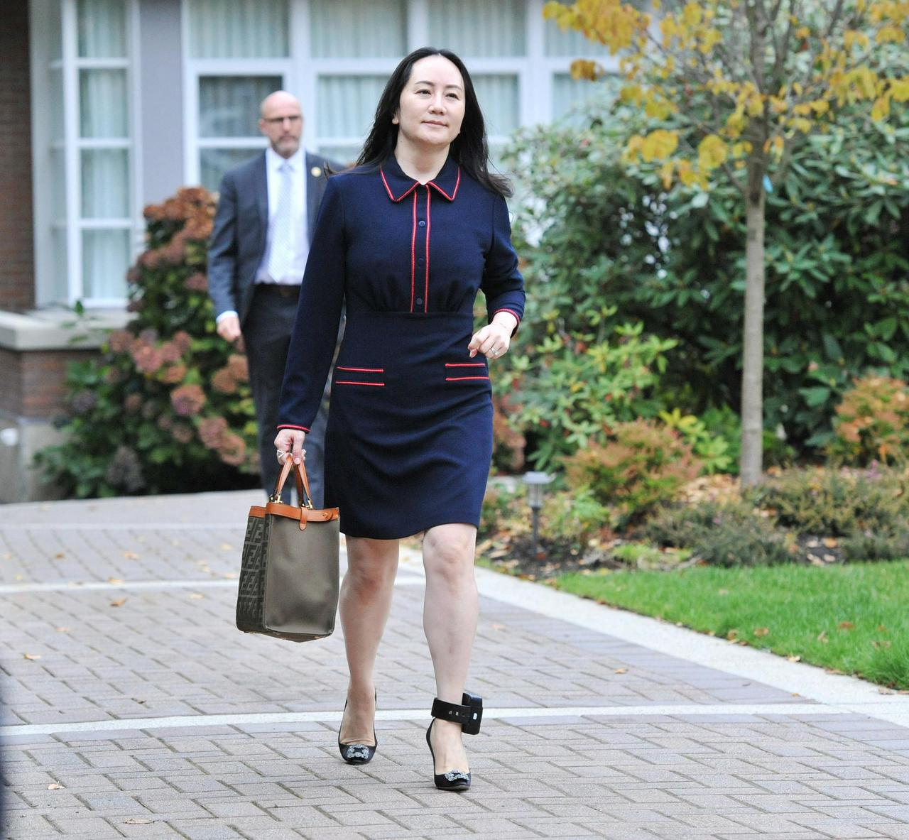 孟晚舟，仍然是无可替代的华为主心骨！12月30日，华为轮值董事长孟晚舟发布华为