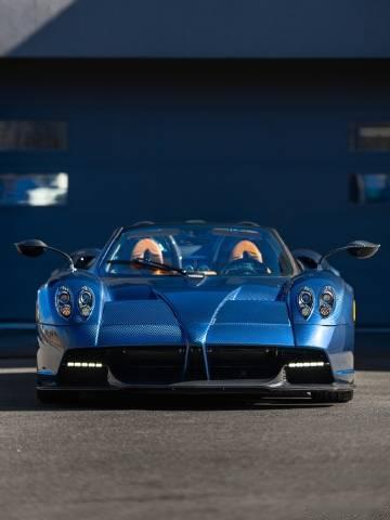 帕加尼 Huayra Roadster 真是超跑界的梦幻之车！