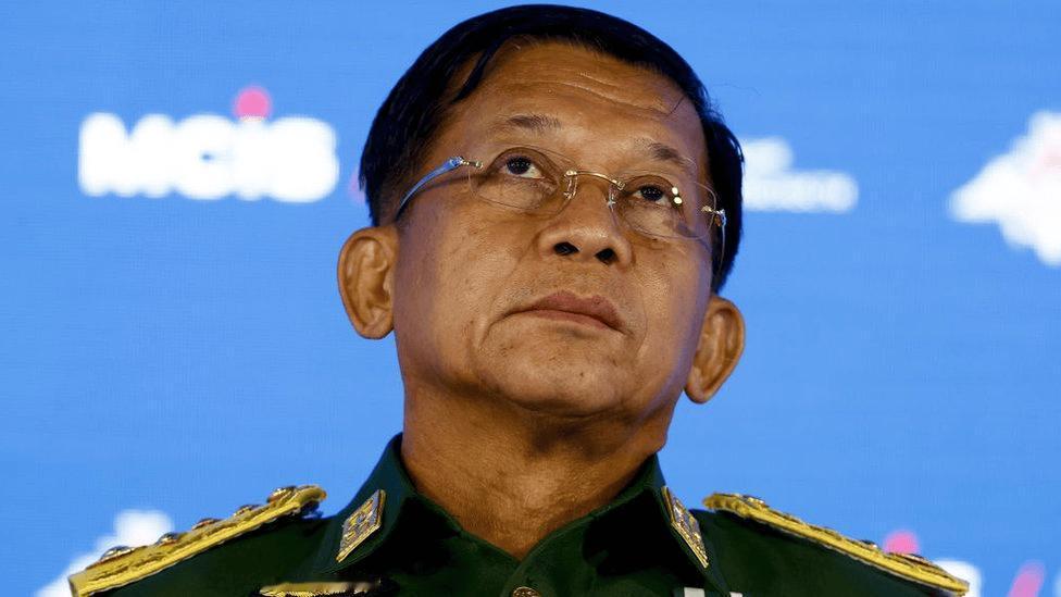 不懂就问，敏昂莱并未直接判处四大家族16人死刑，相关判决由中国法院作出，中缅