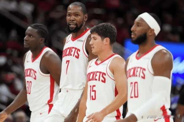 火箭如击败马刺可豪取10连胜目前，火箭队两连胜，北京时间11月2日开始至17日