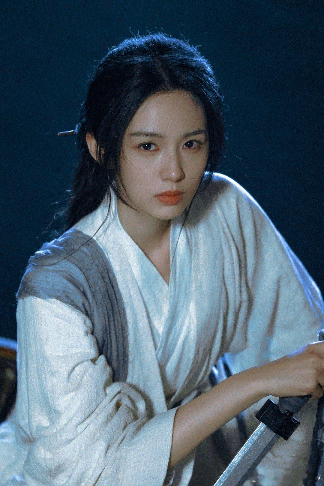 开始我的新一轮画饼🍃🍃🍃周也《剑出鞘》阿织/慕忘/端木忘