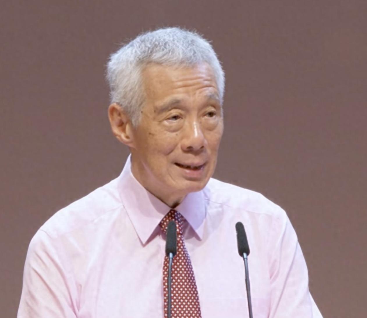 新加坡的李显龙不评判别国对错，也不谴责美以，他跟黄循财不一样。身处波谲云诡的