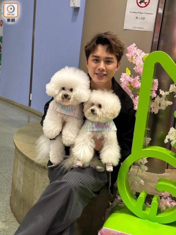 【On.cc】何廣沛「夫妻檔」擺攤　親民吸客藝人何廣沛計劃今年與拍拖3年的圈外女