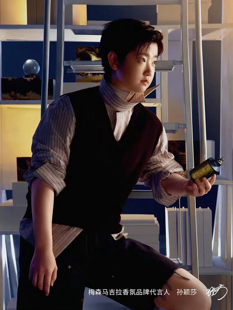 孙颖莎星光拂过嗅觉档案莎宝这套造型好可爱呀