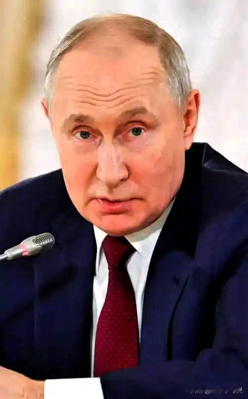 炸了！中东局势直接被普京一出手搅乱，美以连夜急得跳脚，连体面都顾不上了！4月