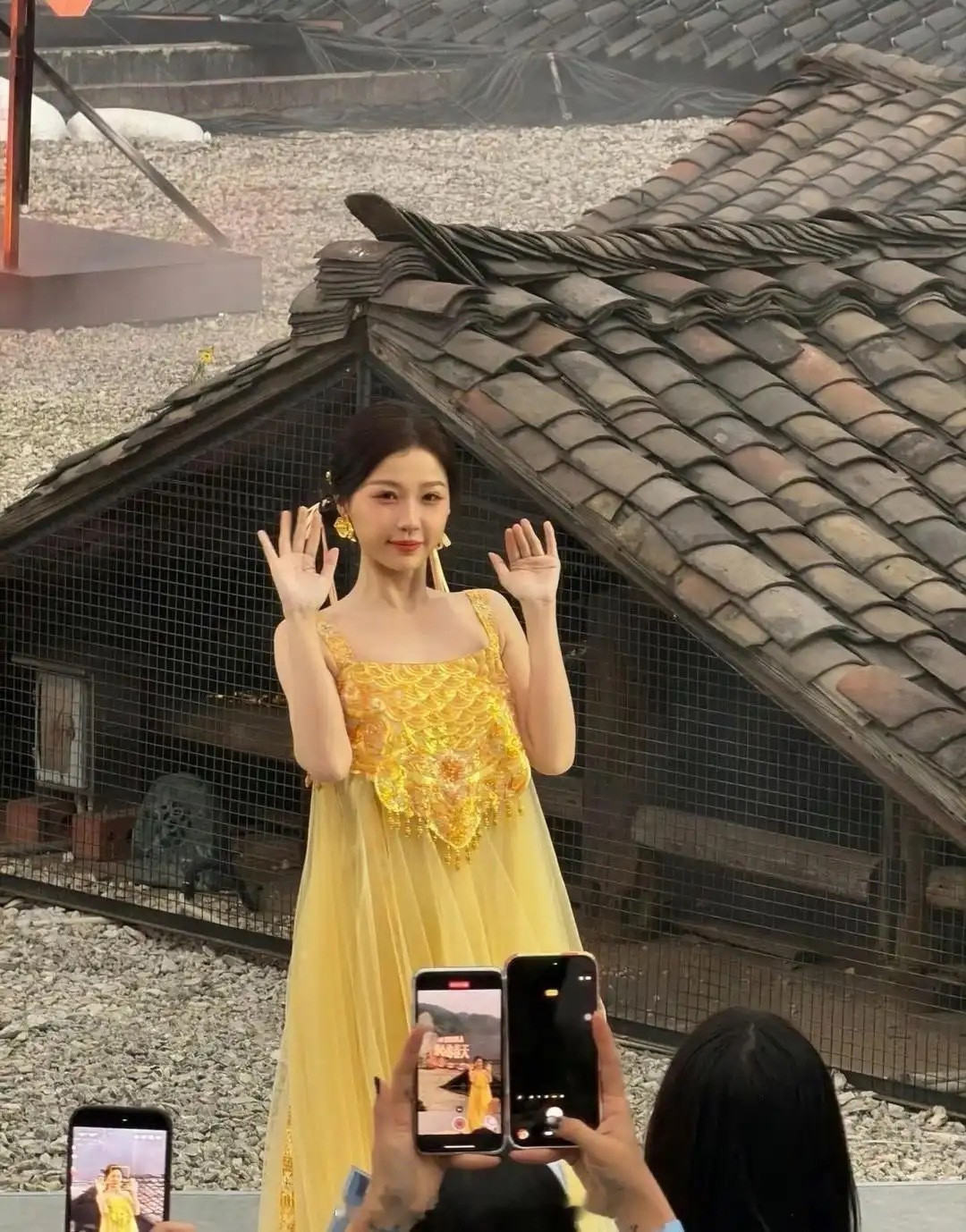 果然女明星就没有难看的，生图都这么漂亮