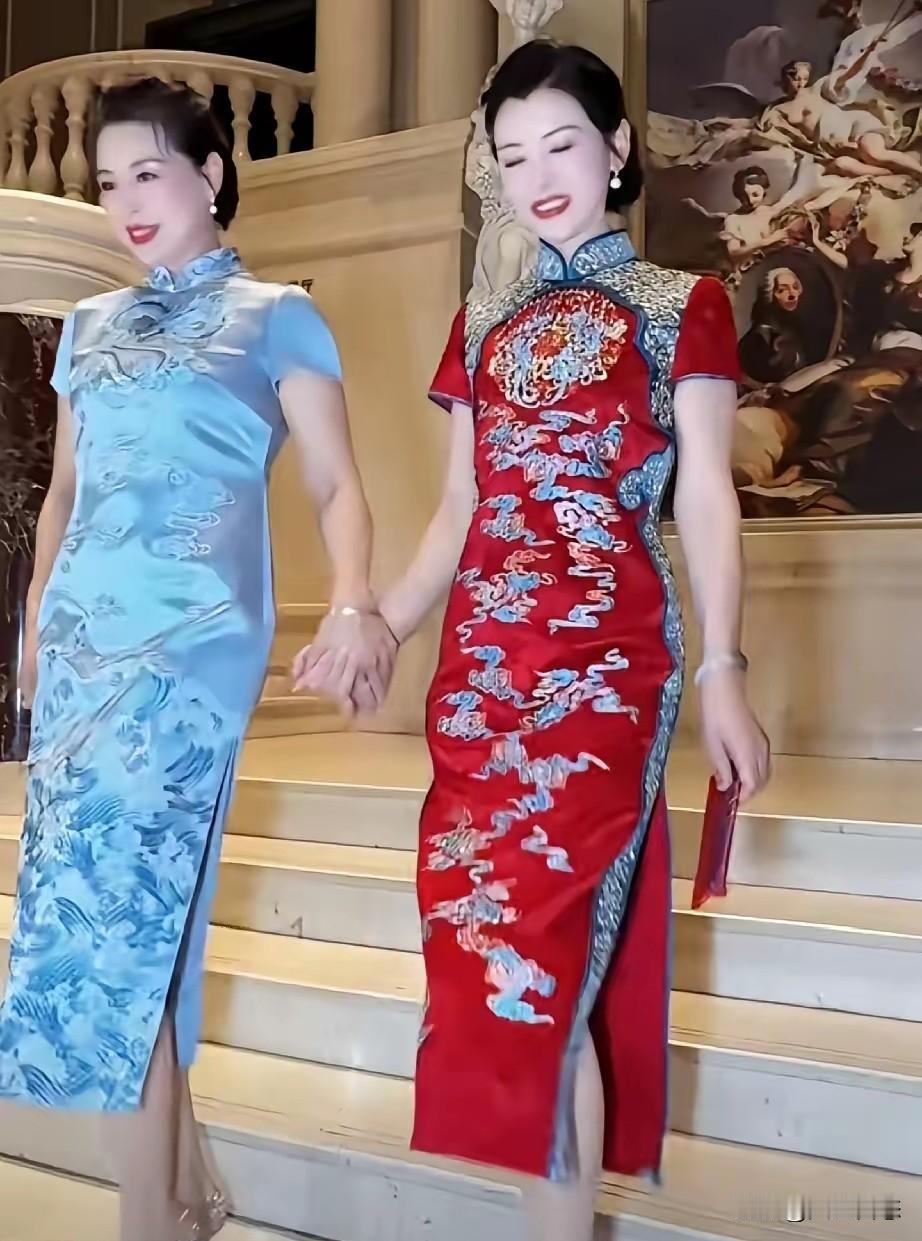 我结婚那天，两位妈妈的旗袍成了全场的焦点：女人这一生，到底在为谁争奇斗艳