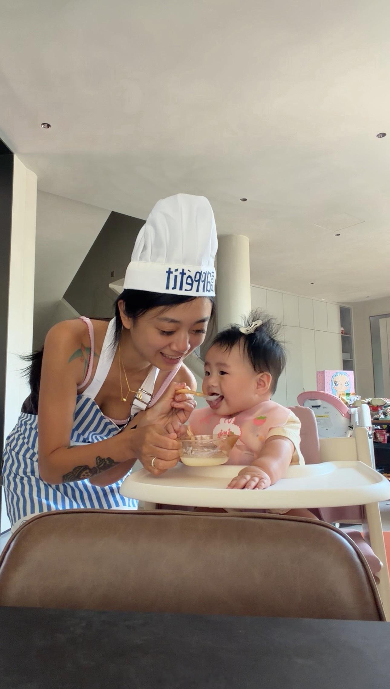 有这样的妈妈你晚上几点回家…​​​