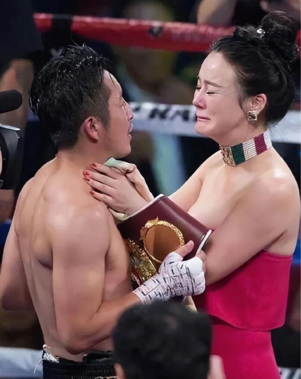 终于看懂冉莹颖母亲为何总对邹市明面露不悦，哪里是长辈性情乖戾，实则是邹市明的边界