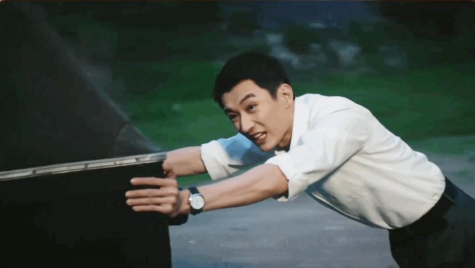 两模两样的哈哈哈