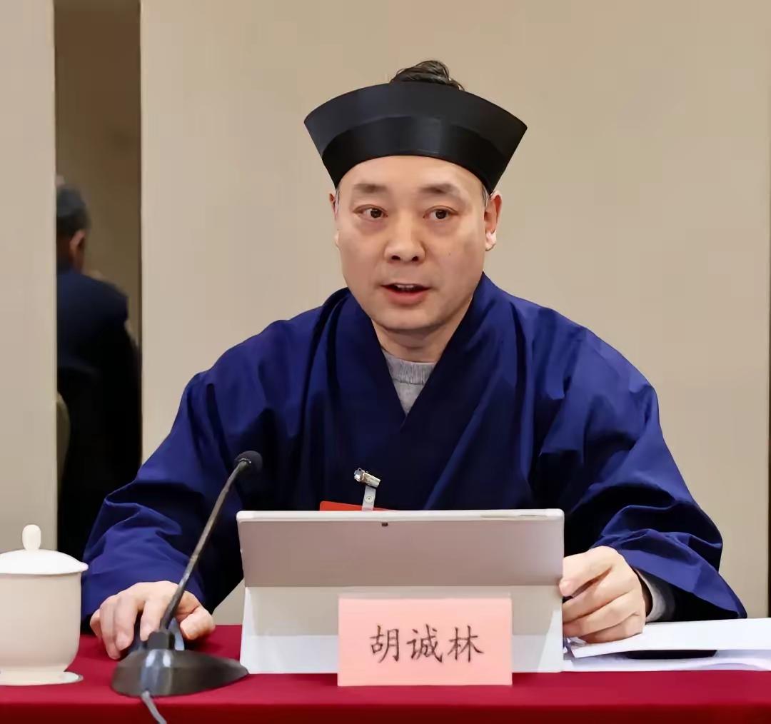释永信的风波还没彻底落幕，道教又爆出惊天大瓜！佛门争议热度还没散去，陕西道教协