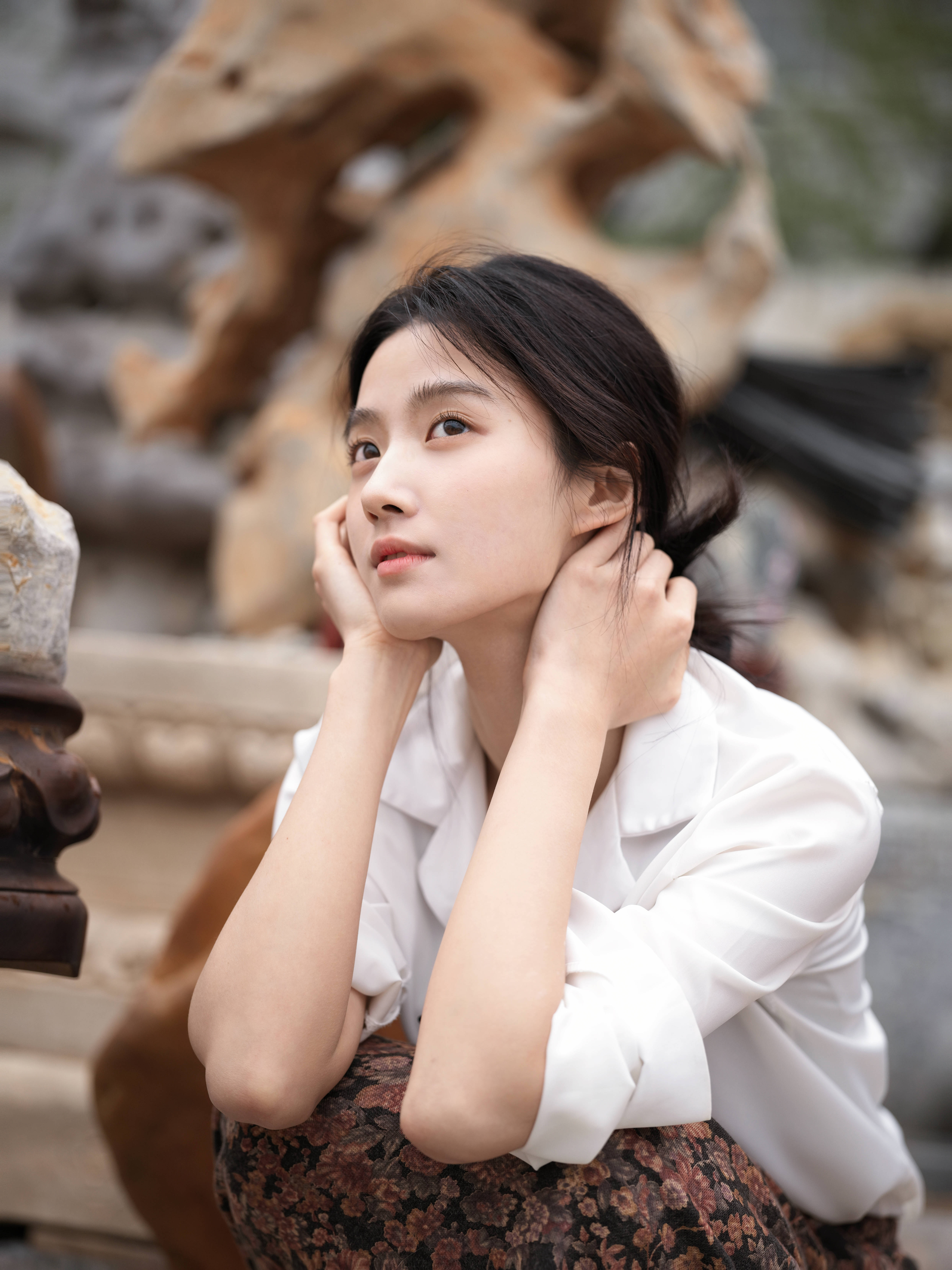【卢昱晓工作室起诉造谣者】卢昱晓方已委托律师起诉5月6日，演员“卢昱晓不敬业争