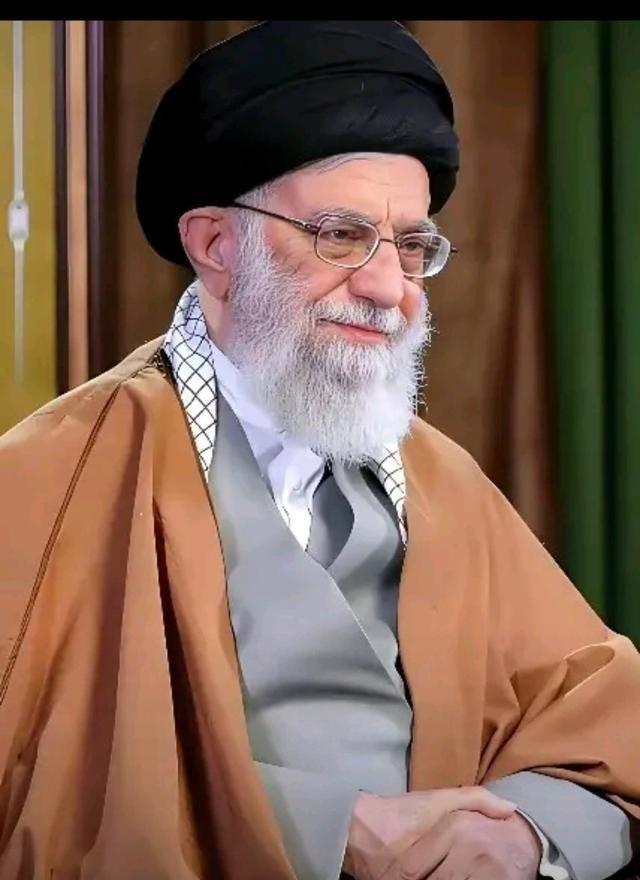 伊朗明明知道美国和以色列要打他，可以说打不打已经不是讨论的问题，就看什么时候打，