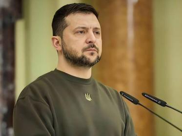 翻脸比翻书快！泽连斯基突然通知中国，准备迎接乌克兰的最新制裁当地时间12月22