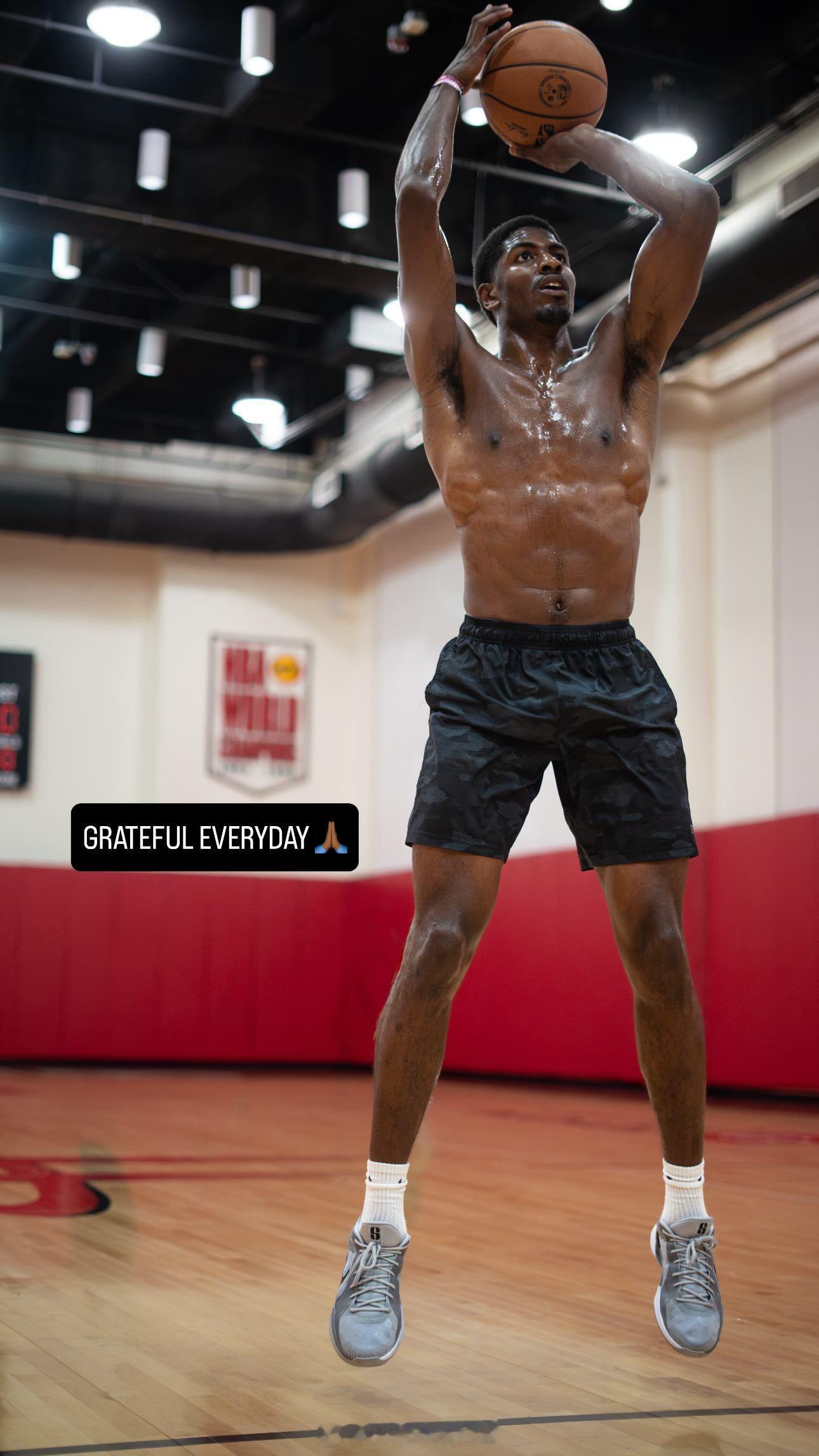 队草才是训练馆老鼠休斯顿火箭nba吐槽大会​​​