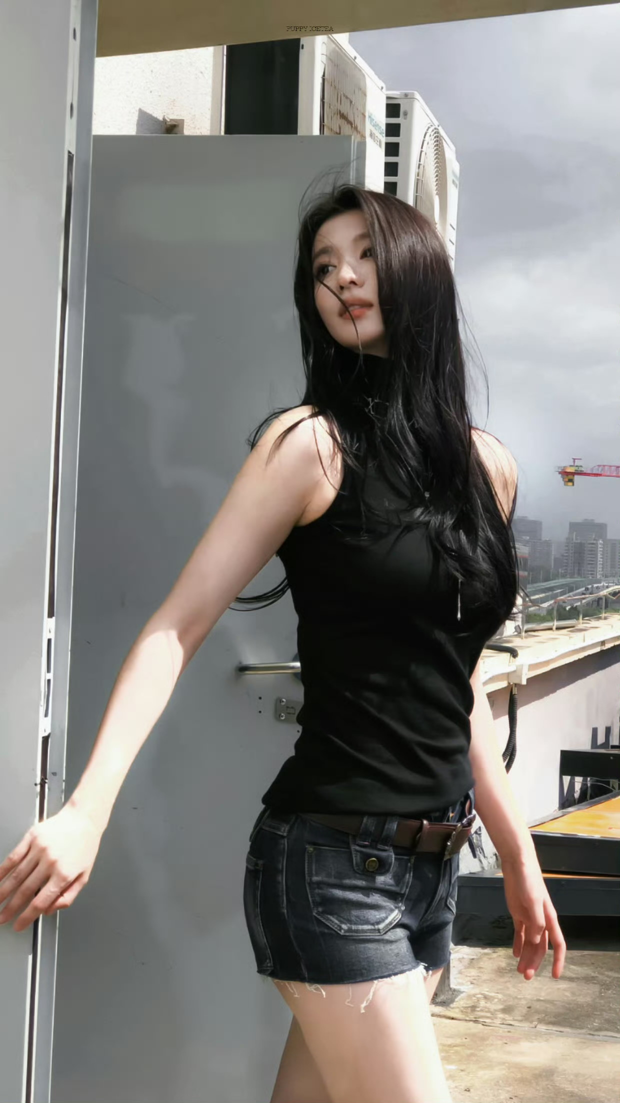 王楚然绝对算得上是95后女星颜值天花板了，1999年1月21日出生的她，今年才27岁，已经有好几部代