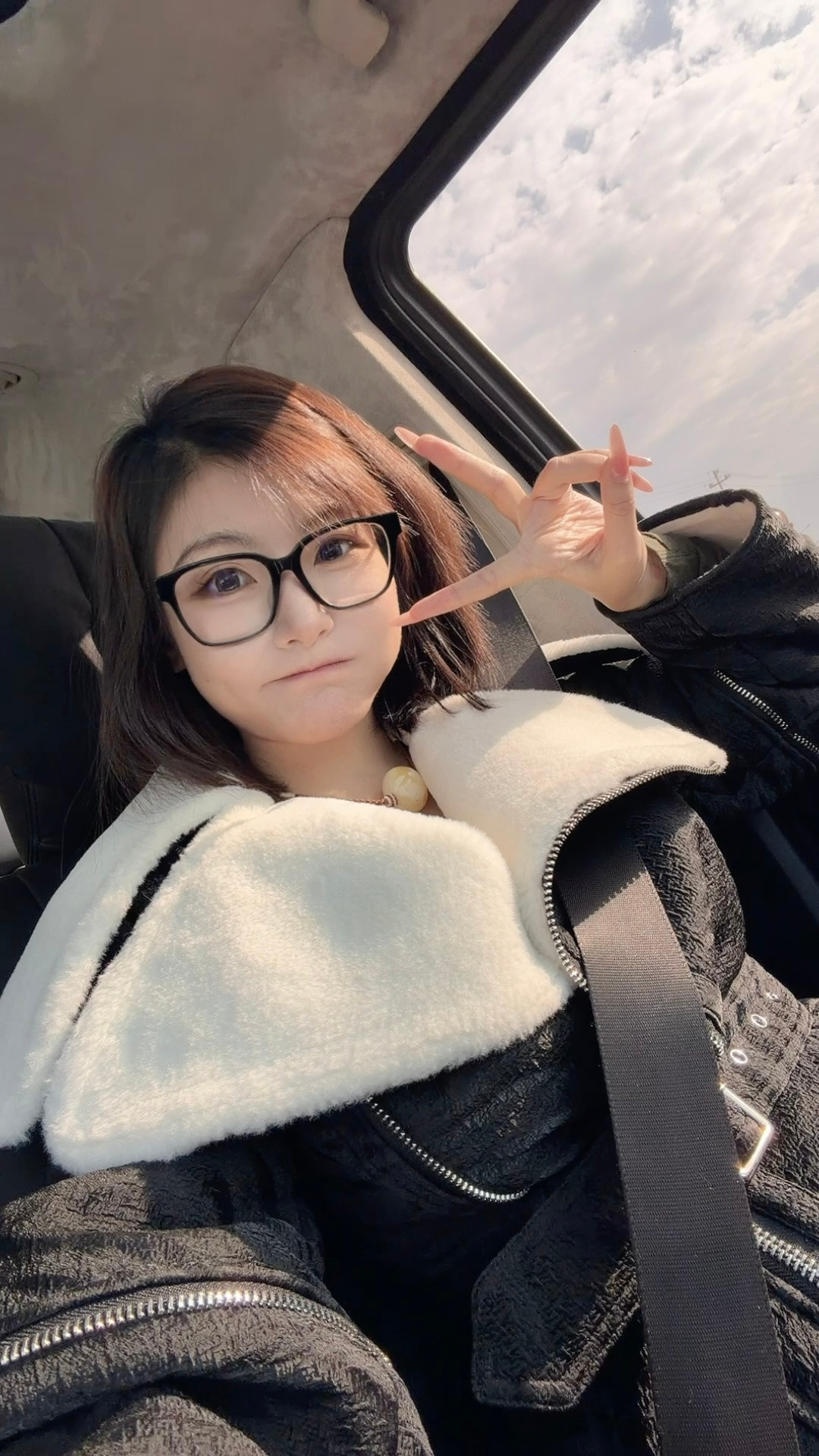 11点多，太阳一出来，感觉立马暖和了