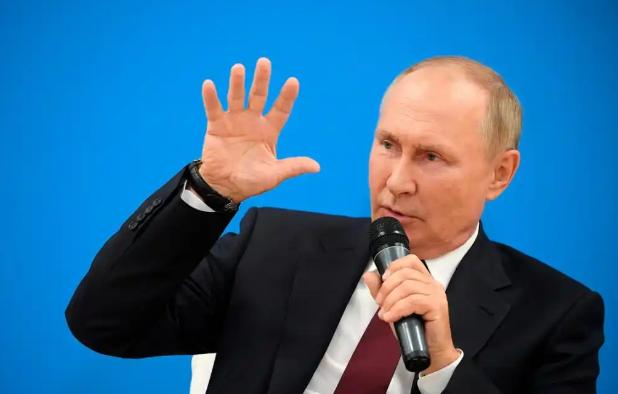 俄乌这场仗早不是“自卫“那么简单了，当初乌克兰想加入北约会威胁到俄罗斯安全，可打