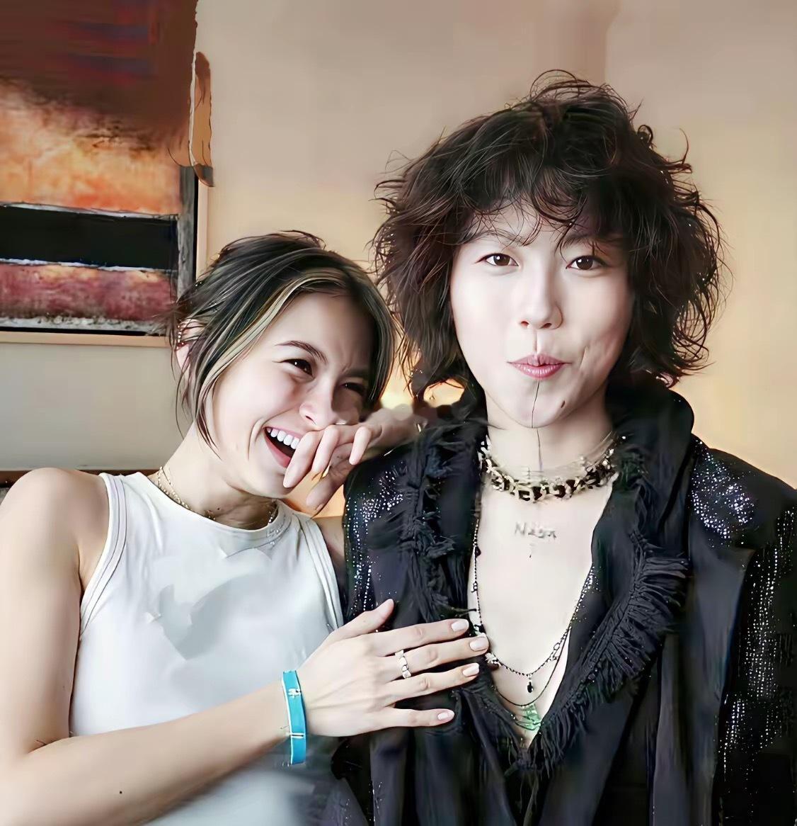 王菲这下怕是左右为难，女儿的事，管也不是，不管也不是