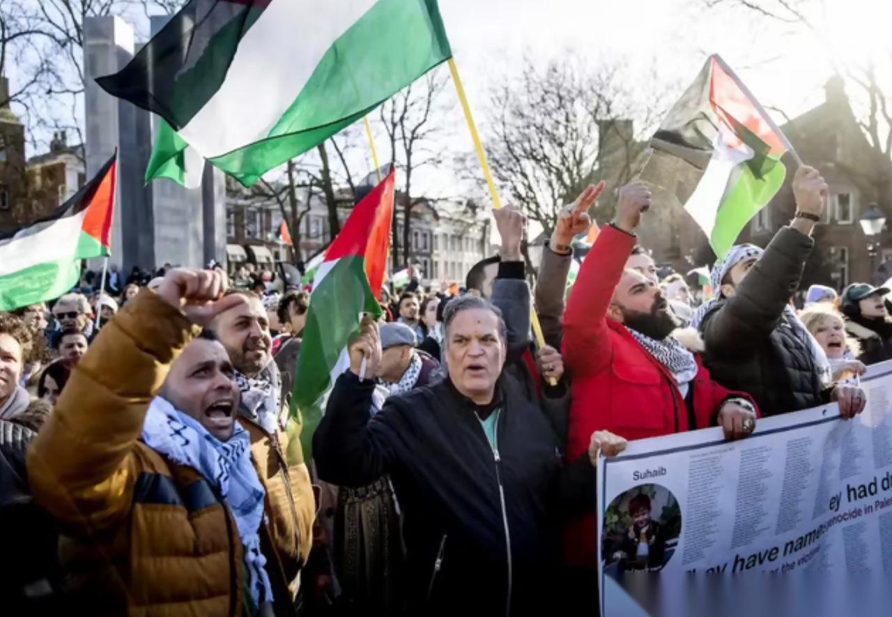 谁能想到，把以色列逼得节节败退的，竟然不是中东那些老对手，而是远在非洲的南非，这