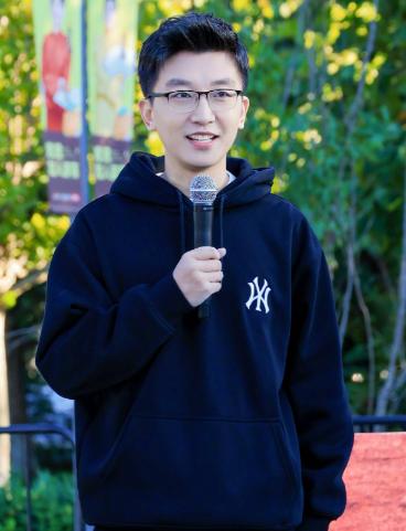 脱口秀演员孟川自曝：第一次高考结束，他本来可以念一所普通的本科学校，可当时的女朋