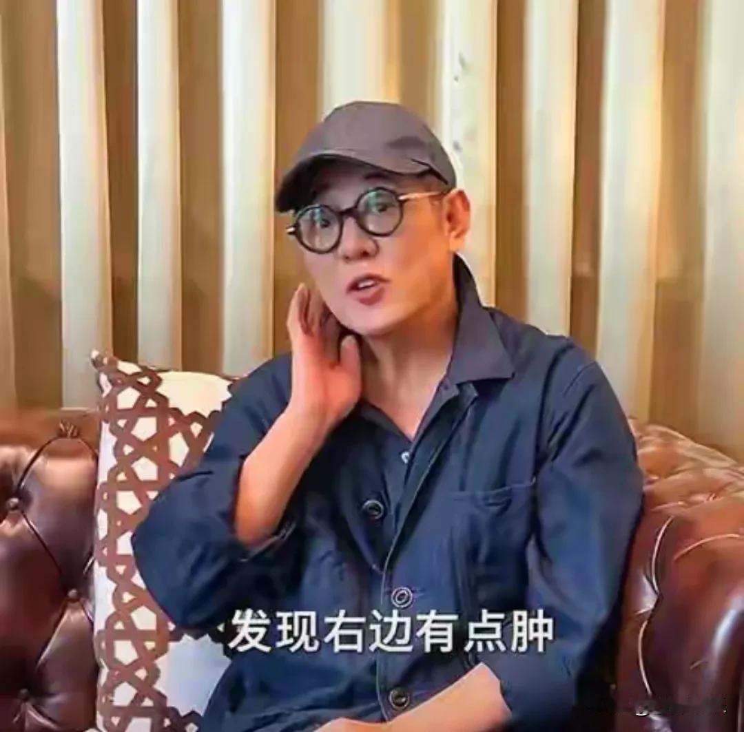 63岁李连杰，太让人担忧了！5月11日，63岁的李连杰突然冲上热搜。这一次