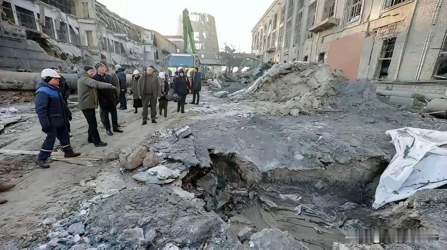 原来特朗普的面子也撑不过一周啊，本来特朗普调节下莫斯科方面已经答应了停火一周。