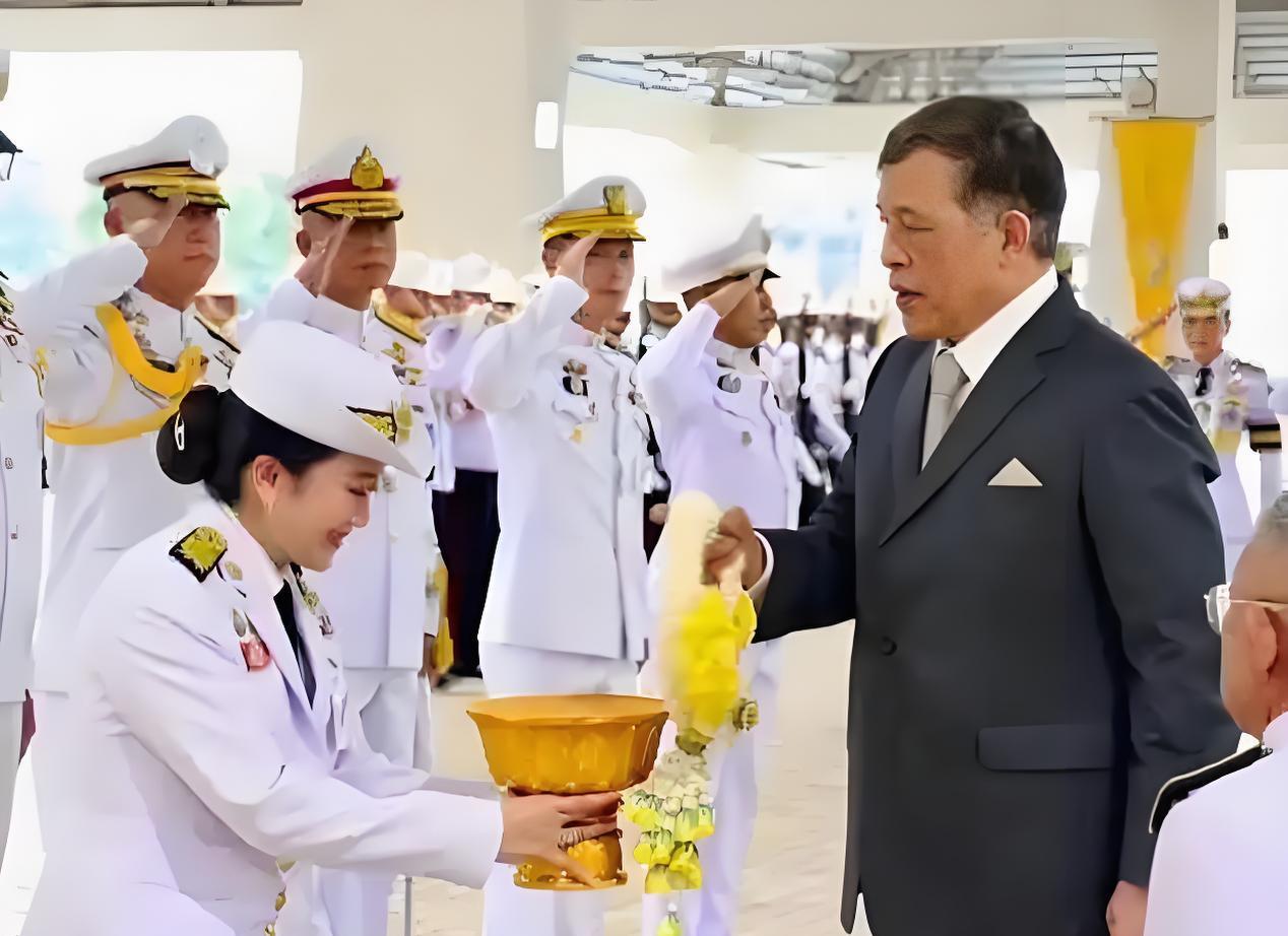 泰国不参加中国抗战胜利80周年庆祝活动，出乎预料，但也在情理之中。东南亚国家中