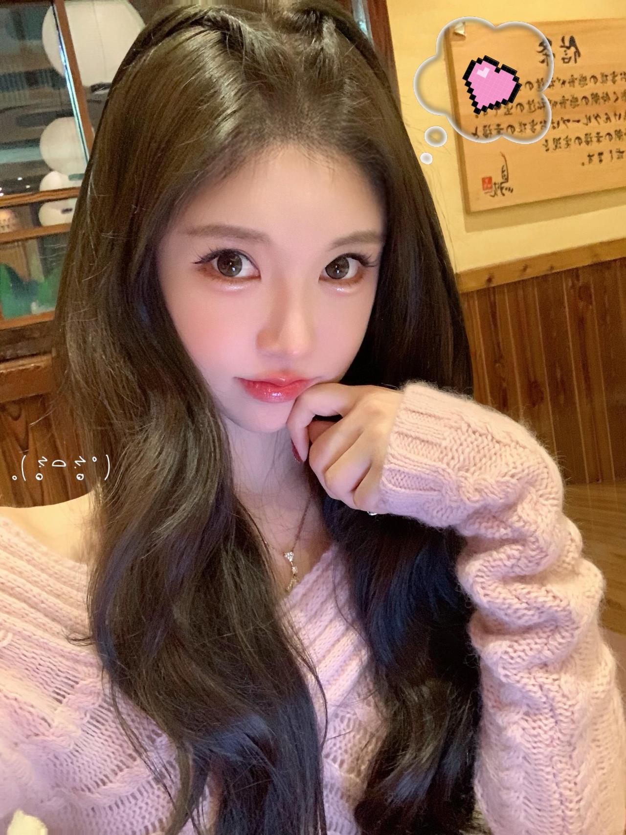 美丽三花猫古早台偶发型🐈试了下Jiwoo同款梨花内扣卷不知道成功了没有这