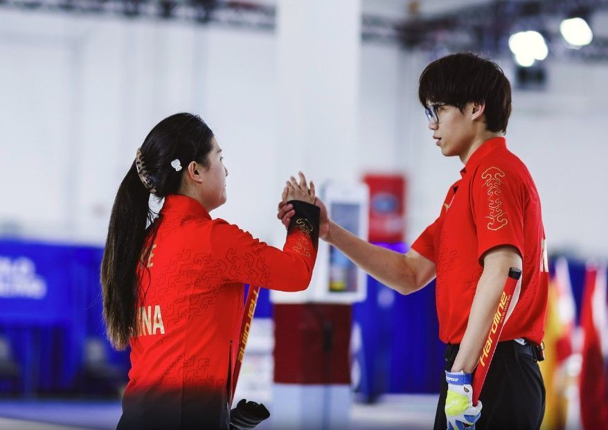 2026米兰冬奥会冰壶复落选赛中，中国组合叶紫萱/于森最终3-7不敌韩国队，止步