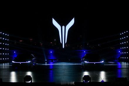 【岚图预告2026年四款车型：覆盖三大品类，均搭载L3级智能驾驶硬件】岚图汽车C