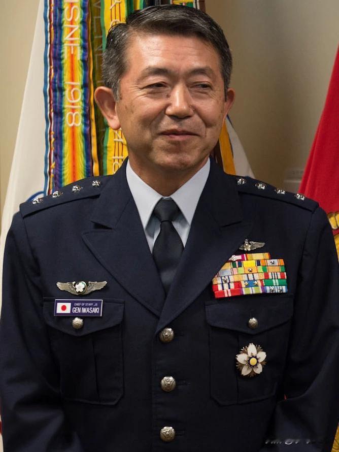 动手了，中国动手了，针对日本自卫队高官东京的樱花还没谢，北京的风已经变了。1