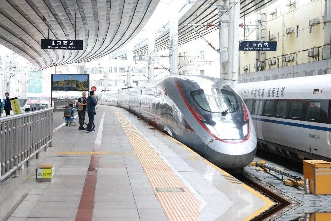 雄商高铁正式开通，京港高铁基本成型，全线开通已不远！与京沪京广并列的又一条南北大
