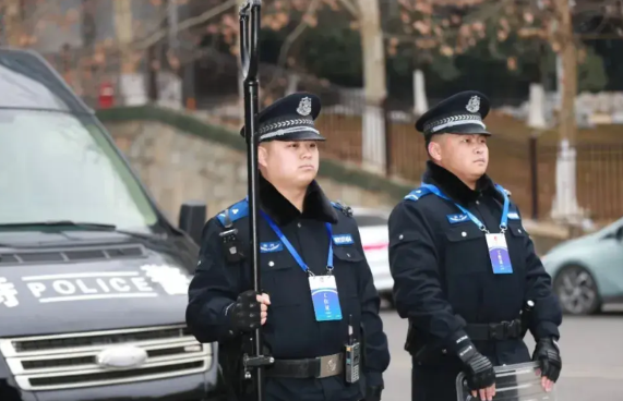 辅警现在是越来越难考了，这到底是好事还是坏事儿呢？早些年，各地公安系统招巡防，