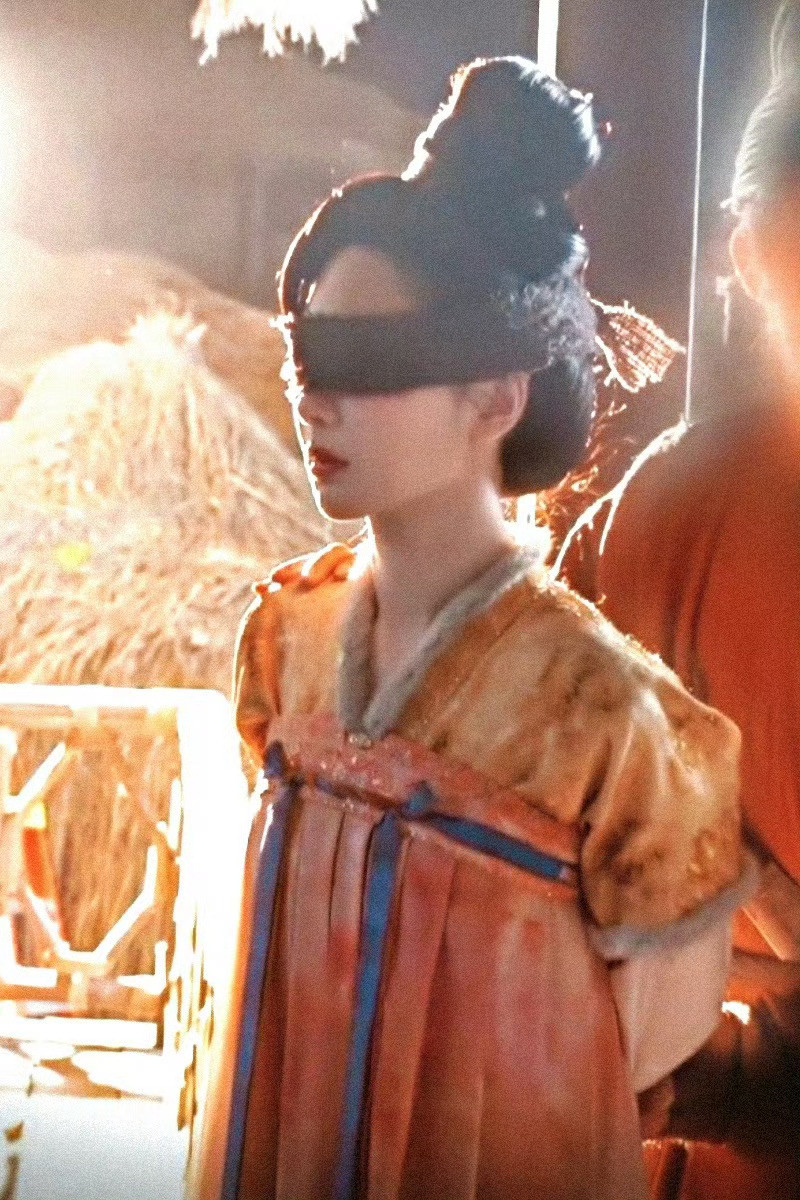 何惟芳蒋长扬汤泉共浴啊啊啊🙊🙈🙉我吃醋了[单身狗]杨不露为角色除了何惟芳上