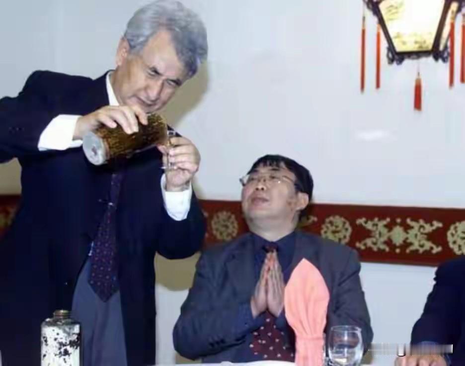 聊聊聂卫平大师吃喝抽的那些事儿：1984年在金庸家，一人干掉13只大闸蟹，