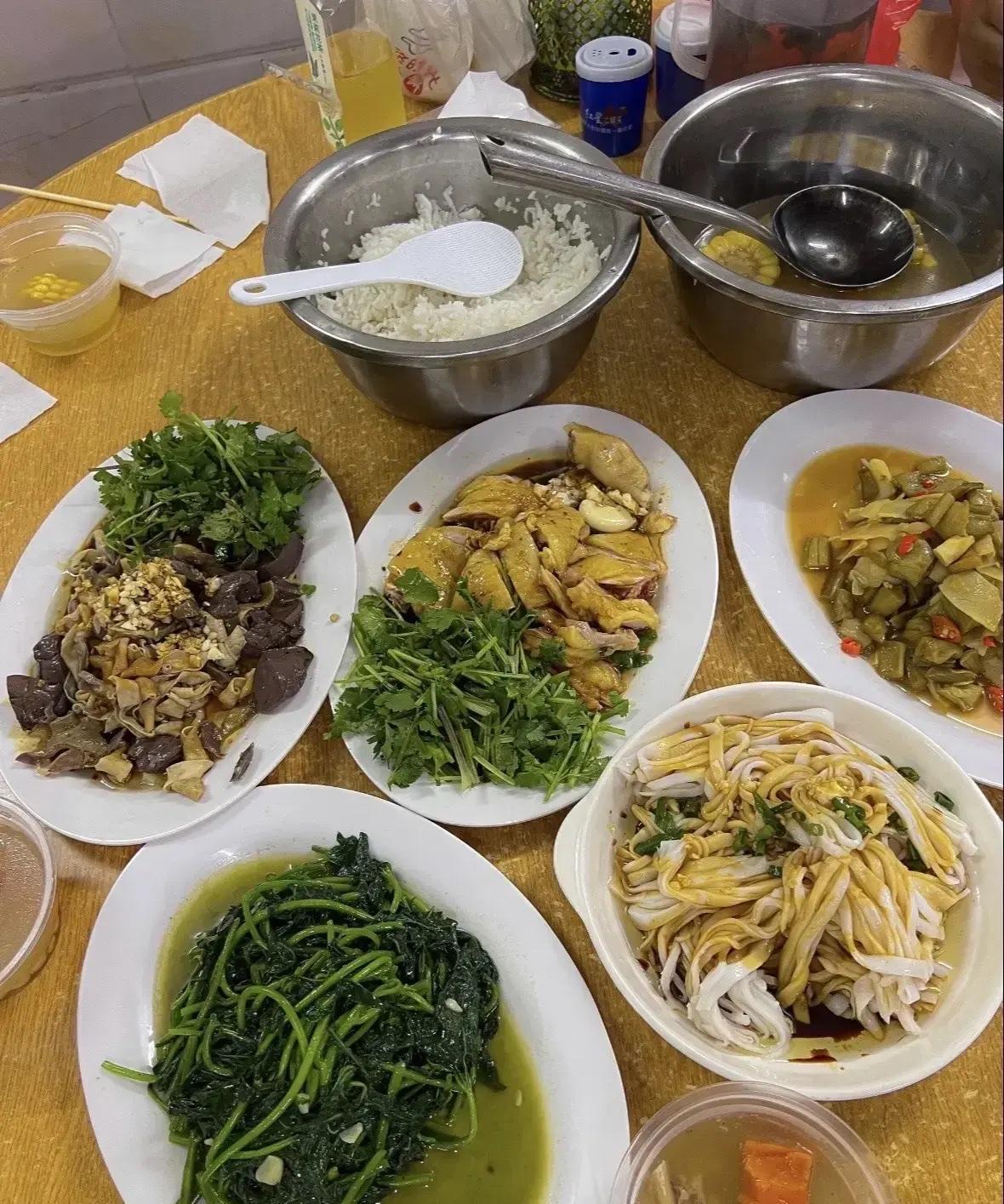 这个菜一看应该是浙江菜
