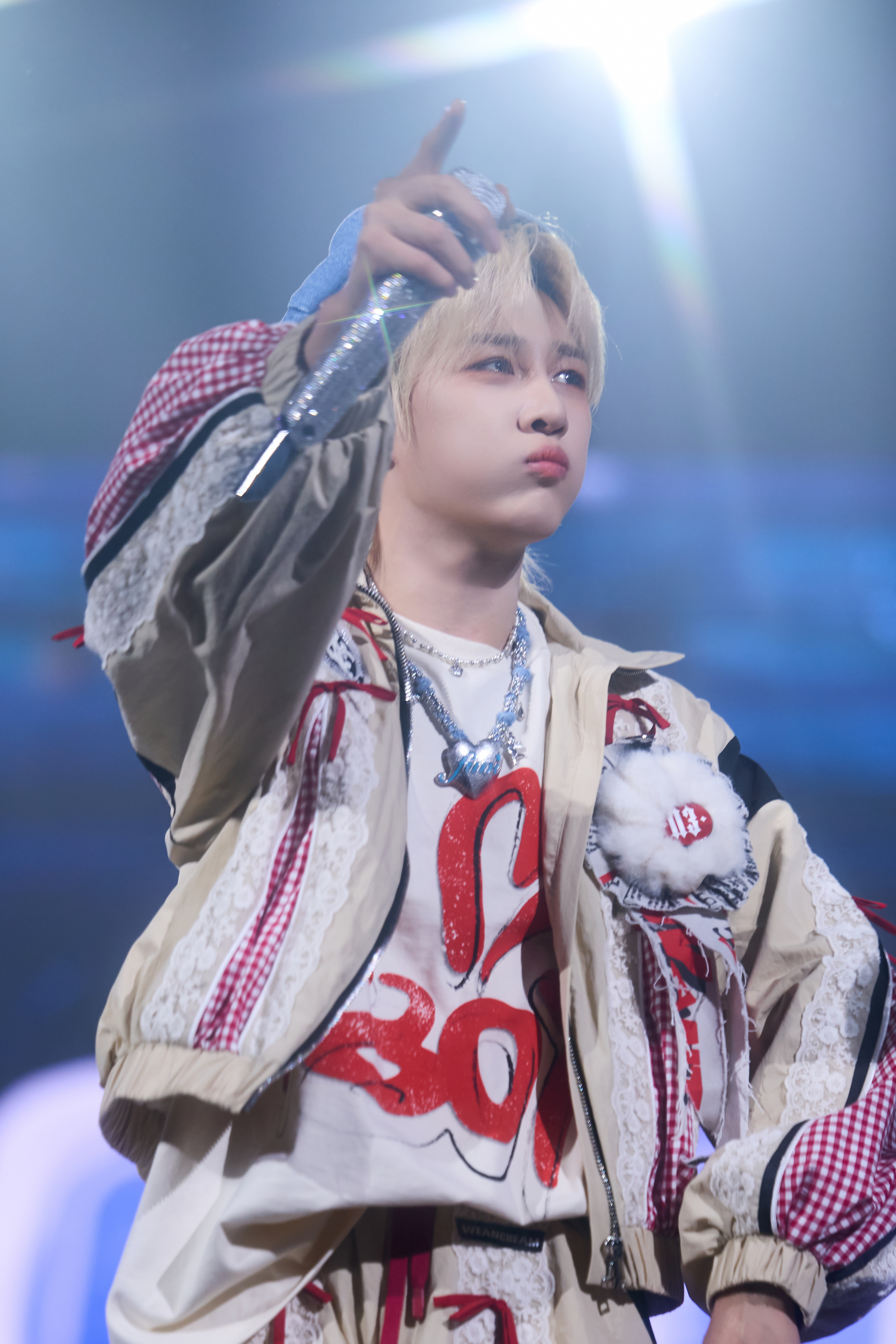 💜不是随波逐流，是满心欢喜的奔赴，陪你走过每一段征程。