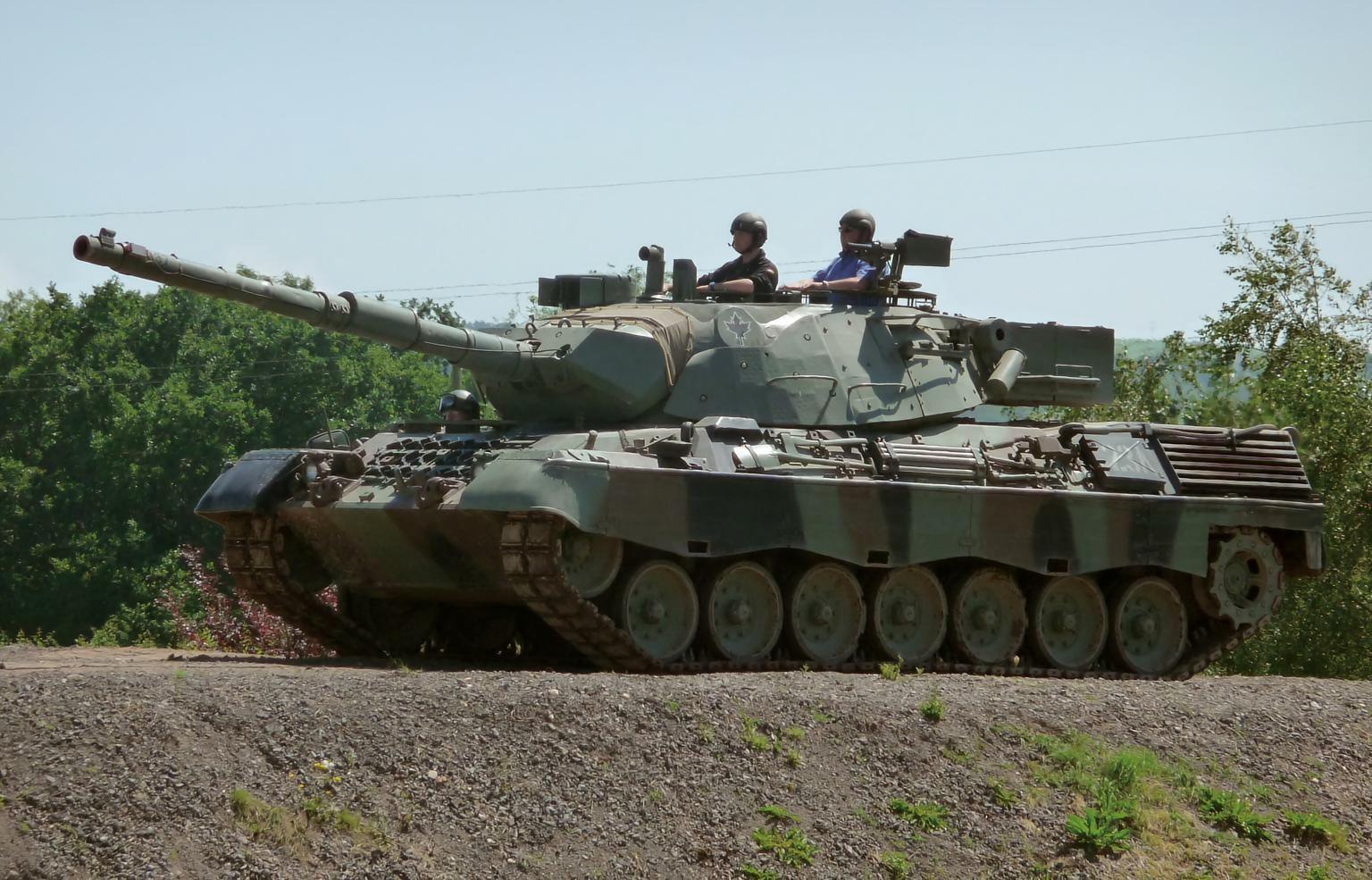 德国“豹1”主战坦克“豹1”（Leopard1）坦克是联邦德国于20世纪60年