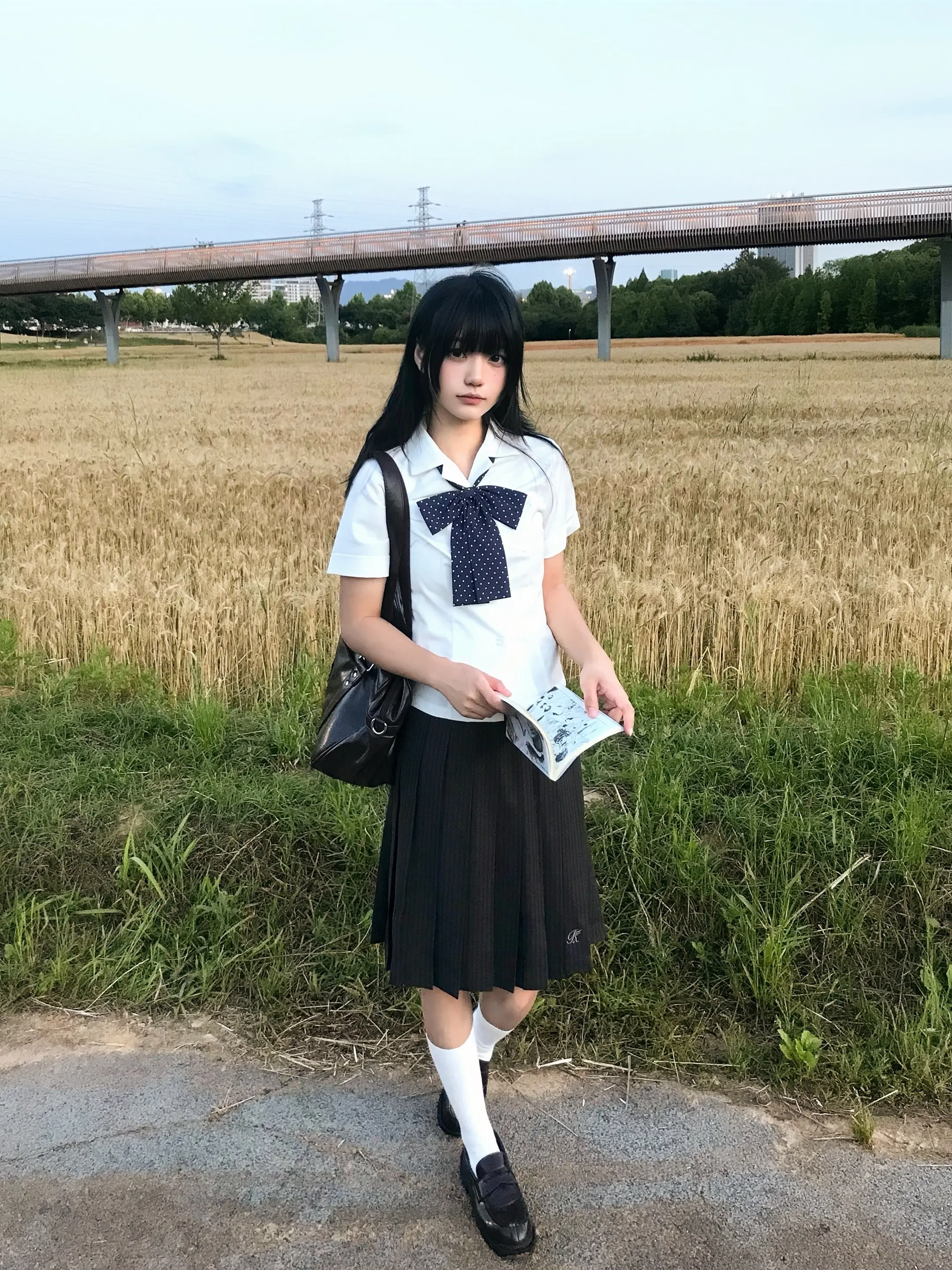 放课后、和学姐的散步时间…
